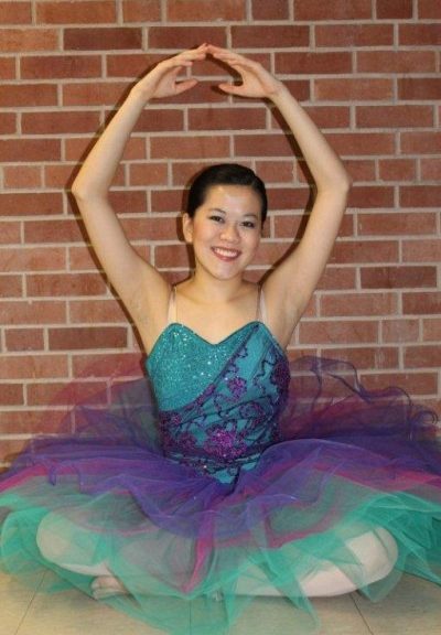 Marie Ballerina posing